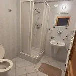 Julianin Dvor 3* Vrutky
